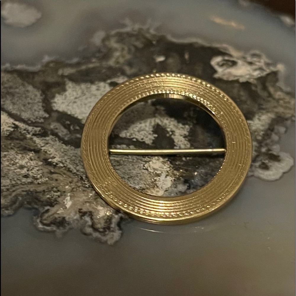 Vintage Monet Gold Plated Broch
